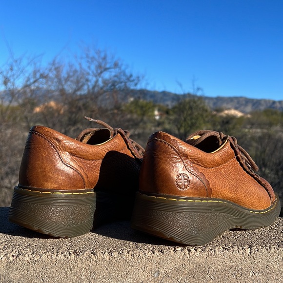 Dr. Martens Whiskey Brown Vintage Scalloped Edge Y2K Chunky Oxfords - Picture 6 of 17